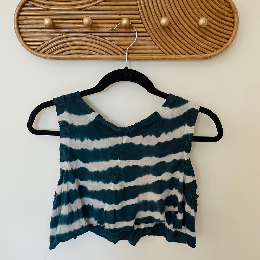 Urban Outfitters Cropped Tank